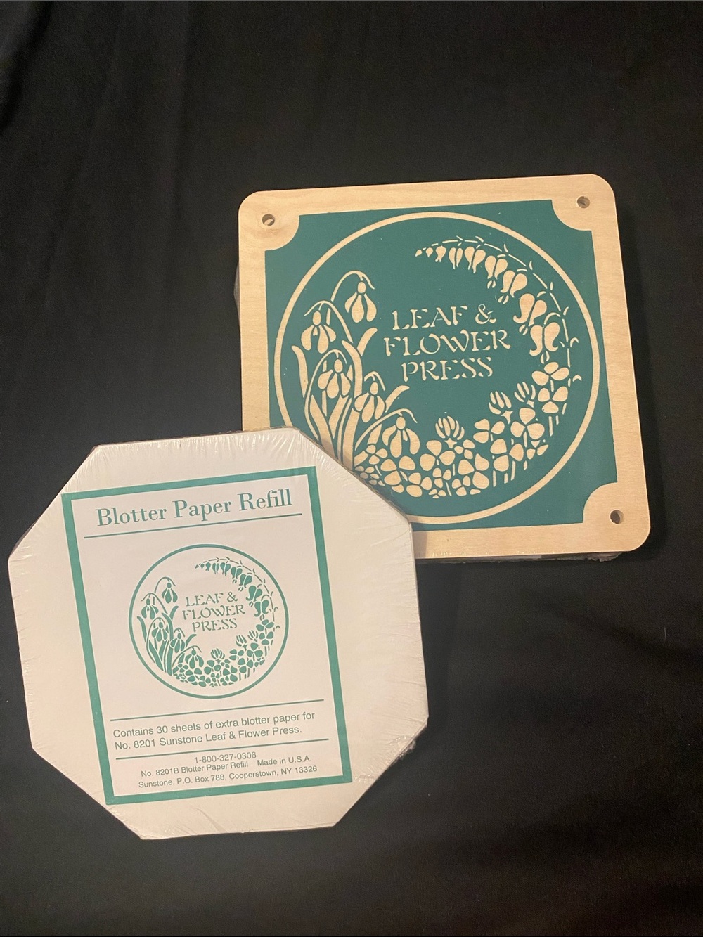Brand New Vintage Leaf & Flower Press Kit & extra blotting paper - gift idea!